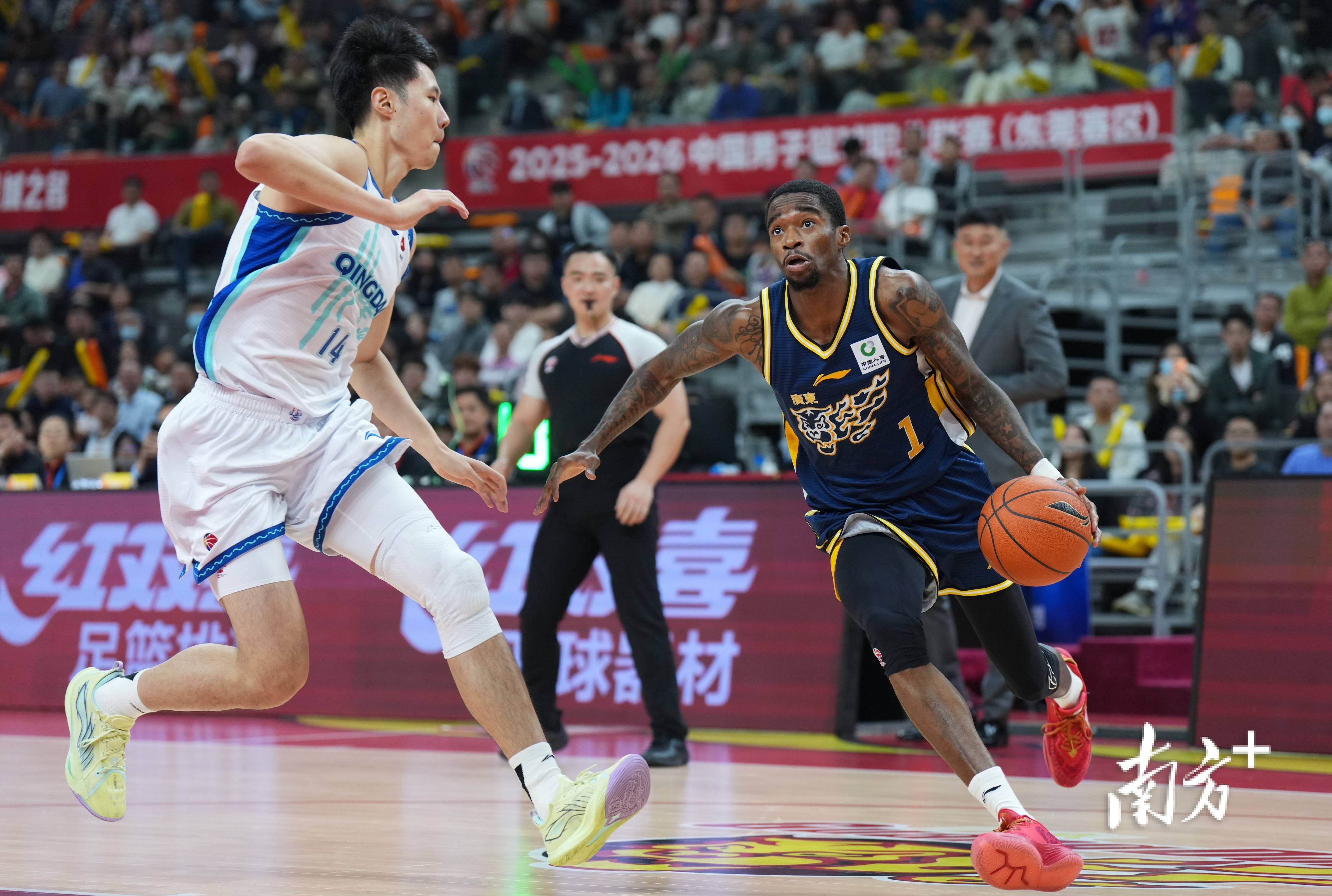 包含浓眉复出首秀出彩，AC米兰主场小胜辽宁男篮，豪取45连胜的词条