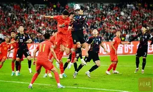 关于世界杯最新形势：新疆男篮高居榜首，上海申花强势追赶，冠军归属成迷的信息